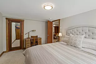 993 Hyacinth Ave E, Saint Paul, MN 55106 - Photo 48