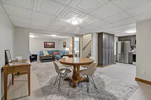 993 Hyacinth Ave E, Saint Paul, MN 55106 - Photo 32