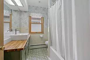 993 Hyacinth Ave E, Saint Paul, MN 55106 - Photo 24