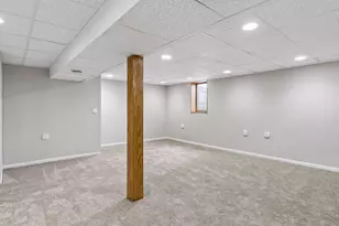 1461 Grandview Ave E, Maplewood, MN 55109 - Photo 26