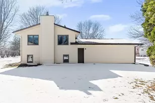 1257 Edgewood Pl, Owatonna, MN 55060 - Photo 14