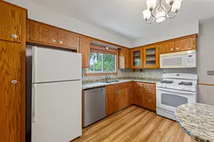 2033 Bluestone Ln, Eagan, MN 55122 - Photo 18