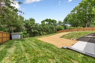 2033 Bluestone Ln, Eagan, MN 55122 - Photo 10