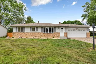2033 Bluestone Ln, Eagan, MN 55122 - Photo 2