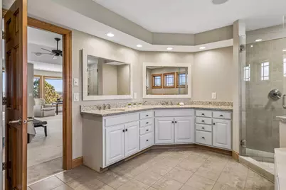 3717 Fairway Point, Woodbury, MN 55125 - Photo 54