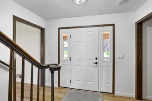 2881 Kent St, Roseville, MN 55113 - Photo 4
