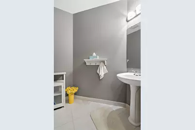 2405 39th Avenue NE #401, Saint Paul, MN 55421 - Photo 18