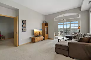 2405 39th Ave NE, Saint Paul, MN 55421 - Photo 12