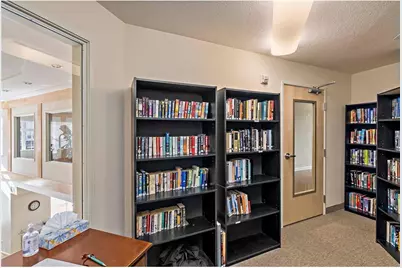 2405 39th Avenue NE #401, Saint Paul, MN 55421 - Photo 34