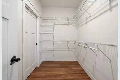 1060 Legend Lane, River Falls, WI 54022 - Photo 18