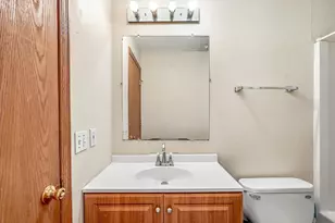 1077 26th Ave SE, Minneapolis, MN 55414 - Photo 36