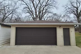 320 17th Ave NE, Rochester, MN 55906 - Photo 4