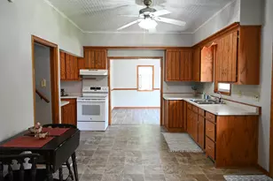 111 E Elm Ave, Upsala, MN 56384 - Photo 4