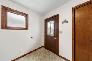 18 N Payne St, New Ulm, MN 56073 - Photo 4