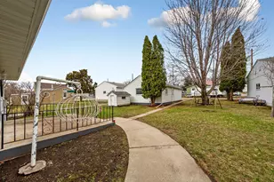 18 N Payne St, New Ulm, MN 56073 - Photo 36