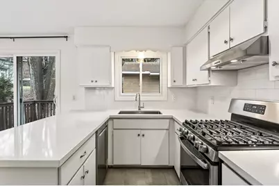 866 Wheeler Street N, Saint Paul, MN 55104 - Photo 6