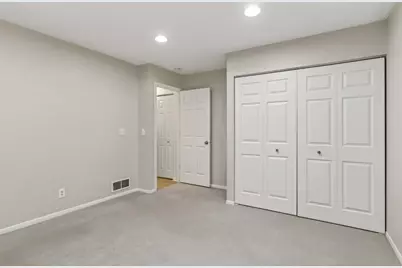 866 Wheeler Street N, Saint Paul, MN 55104 - Photo 10