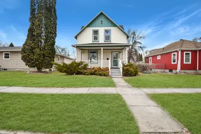 451 16th Avenue S, Fargo,  58103 - Photo 1
