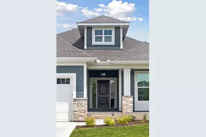 4742 Lawndale Court N, Plymouth, MN 55446 - Photo 4