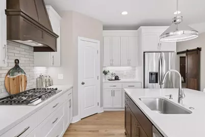 4742 Lawndale Court N, Plymouth, MN 55446 - Photo 16