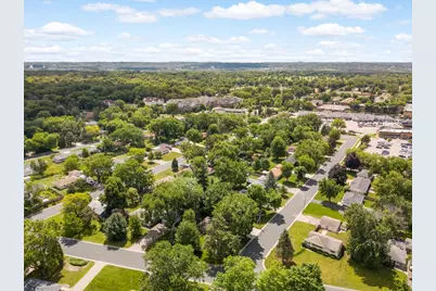 3719 Baillif Place, Bloomington, MN 55431 - Photo 34