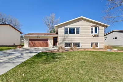 1117 Eastgate Road, Albert Lea, MN 56007 - Photo 2