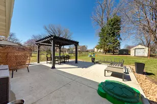 1117 Eastgate Rd, Albert Lea, MN 56007 - Photo 12