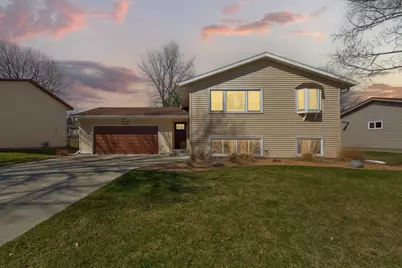 1117 Eastgate Road, Albert Lea, MN 56007 - Photo 1