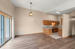 3831 Windcrest Ct, Eagan, MN 55123 - Photo 10