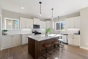 7080 183rd St W, Lakeville, MN 55044 - Photo 2