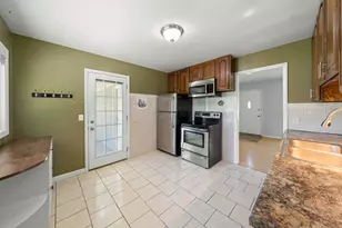 9230 Portland Ave S, Bloomington, MN 55420 - Photo 20