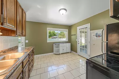 9230 Portland Avenue S, Bloomington, MN 55420 - Photo 18