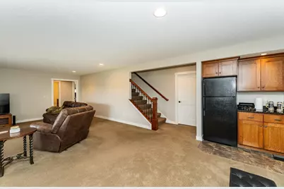 3915 Berkshire Road SW, Rochester, MN 55902 - Photo 18