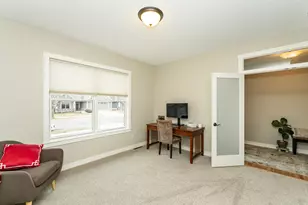 3915 Berkshire Rd SW, Rochester, MN 55902 - Photo 14