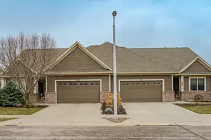 3915 Berkshire Rd SW, Rochester, MN 55902 - Photo 28