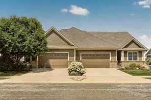 3915 Berkshire Rd SW, Rochester, MN 55902 - Photo 28