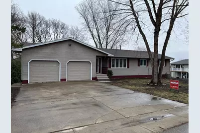 703 S 3rd Street, Ellendale, MN 56026 - Photo 1