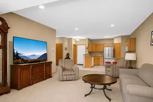 5985 Rowland Rd, Minnetonka, MN 55343 - Photo 8