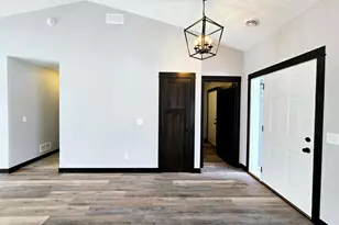 641 Third St E, Gaylord, MN 55334 - Photo 10