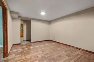 8206 Aldrich Ave S, Bloomington, MN 55420 - Photo 14