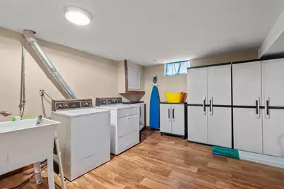 8206 Aldrich Avenue S, Bloomington, MN 55420 - Photo 18