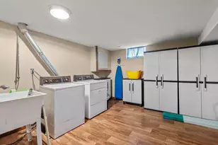 8206 Aldrich Ave S, Bloomington, MN 55420 - Photo 18