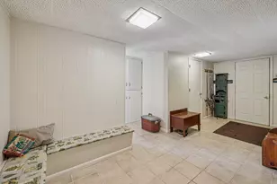 2639 Cedar Crest Rd E, Minnetonka, MN 55305 - Photo 30