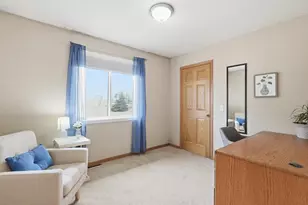 1917 Heritage Dr, Shakopee, MN 55379 - Photo 16
