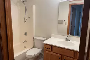 1181 Edgcumbe Rd, Saint Paul, MN 55105 - Photo 16