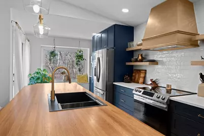 207 Galtier Place, Shoreview, MN 55126 - Photo 6