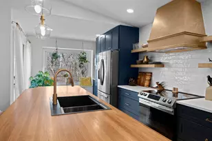 207 Galtier Pl, Shoreview, MN 55126 - Photo 6