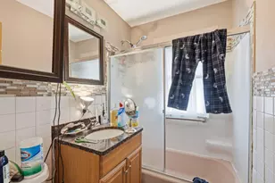 821 Howard St N, Saint Paul, MN 55119 - Photo 10