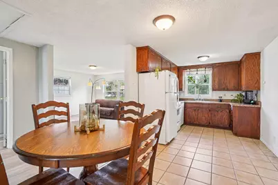 1524 Arlington Avenue E, Saint Paul, MN 55106 - Photo 4
