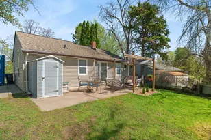 1524 Arlington Ave E, Saint Paul, MN 55106 - Photo 16